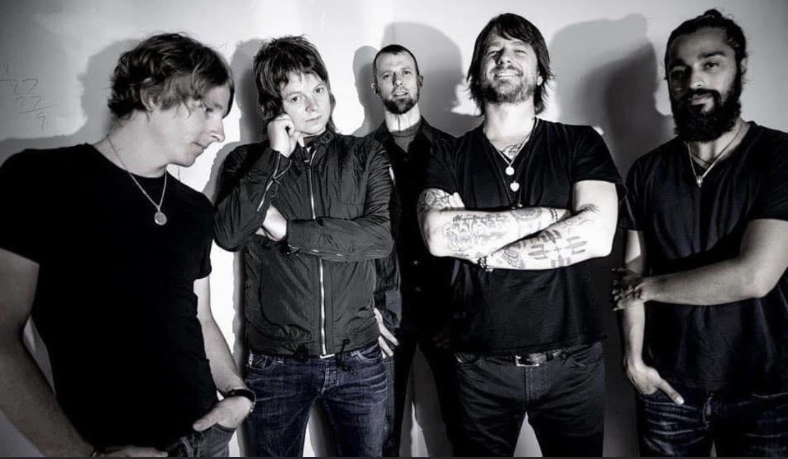 Rock Group Lotus Crush Releases New Single “Moment Won’t Last” MVK